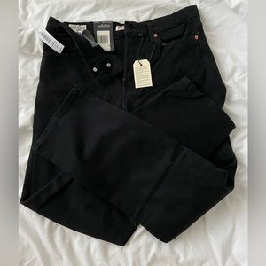 NWT Levi's Wedgie Straight Jean - size 29
